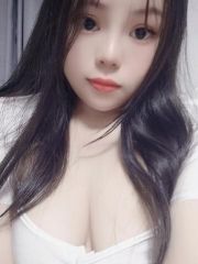 丰满御姐身材好