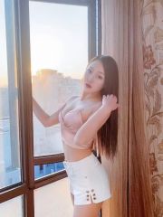 武进丝袜颜值翘臀妹