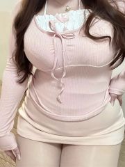 极品嫩妹奶大逼紧