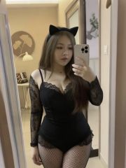 高颜值性感大胸小姐姐服务好